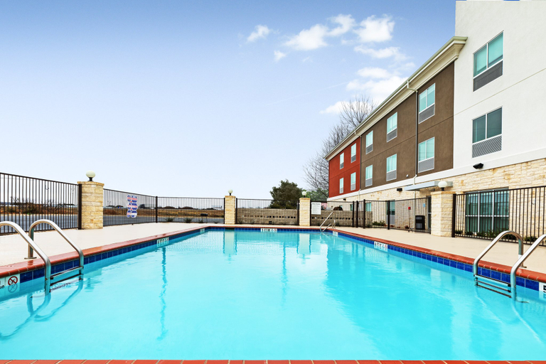 Sport & Beauty 5, Holiday Inn Express & Suites JUNCTION by IHG, Kimble