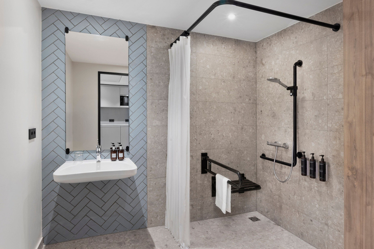 Bathroom 3, Residence Inn By Marriott Vienna City East, Wien