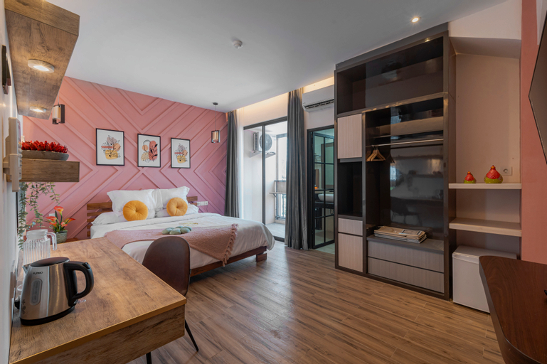 Bedroom 30