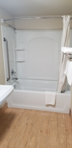 Bathroom 4, Mayfair Inn Ontario Airport, San Bernardino