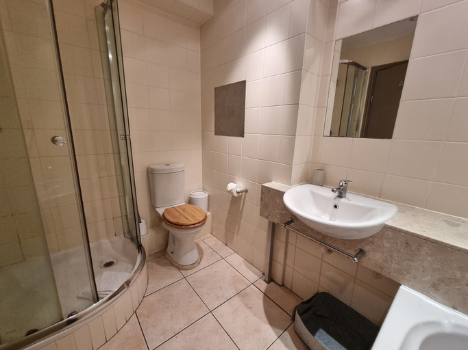 Bathroom 2, Mutual Heights M15 by CTHA, City of Cape Town