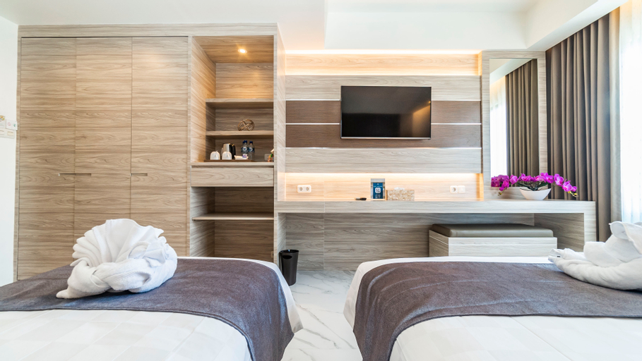 Bedroom 25