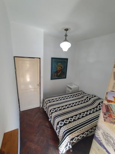 Bedroom, Casa de Papel, Capital