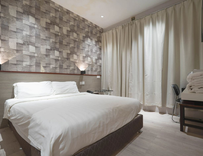Bedroom 5, The Noble Hotel (Check in at 10PM, Check out at 9AM), Singapore