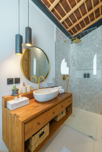 Bathroom 3, Casa Donilo, Badung