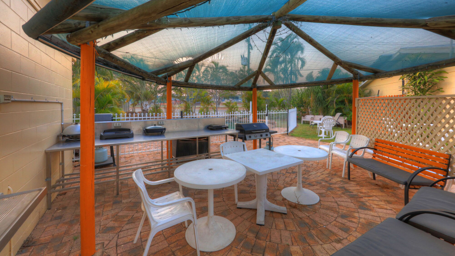Others 5, The Park Motel, Charters Towers