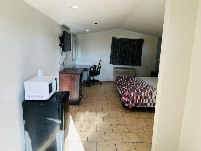 Safari Inn Motel, Nueces