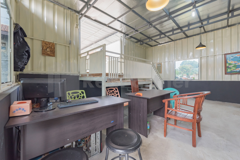 Others 5, Pondok Hefi Ciwidey Mitra RedDoorz, Bandung