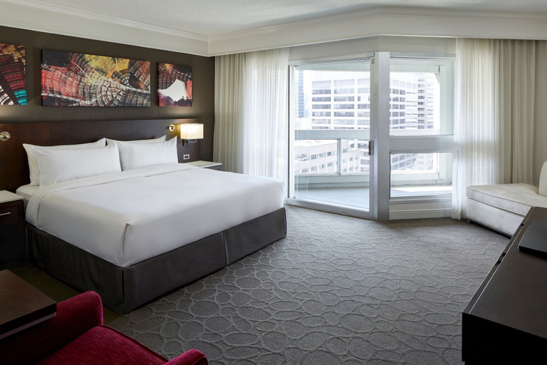 Bedroom 3, Delta Hotels by Marriott Montreal, Montréal
