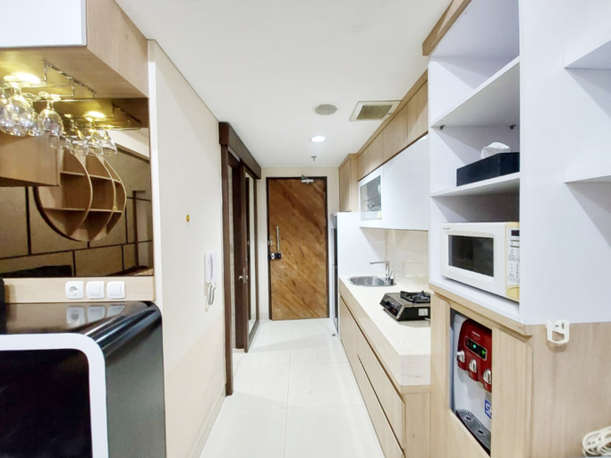 Others 4, Modern Look 1BR at Uttara The Icon Apartment By Travelio, Sleman