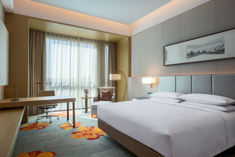 Bedroom 3, Sheraton Beijing Lize Hotel, Beijing