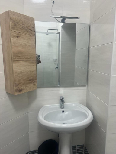 Bathroom 3, Hotel Roma Palace, Rome