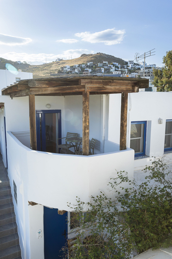 Exterior & Views 2, Vassilia on the beach Serifos, South Aegean