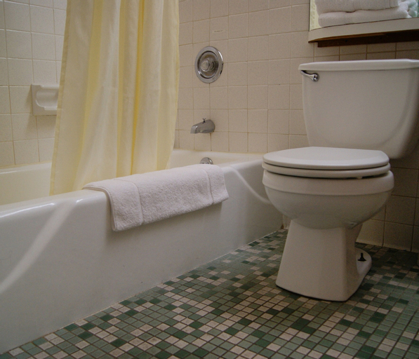Bedroom 4, Meadow Court Inn, Tompkins