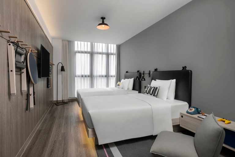 Bedroom 5, Moxy Shanghai Hongqiao NECC, Shanghai