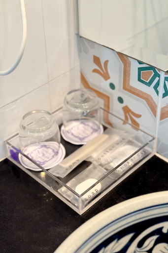 Amenities 6