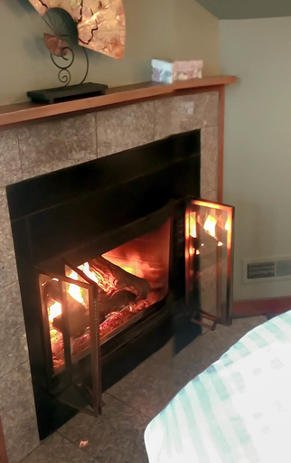 Bedroom 4, The Heron Inn & Day Spa, Skagit