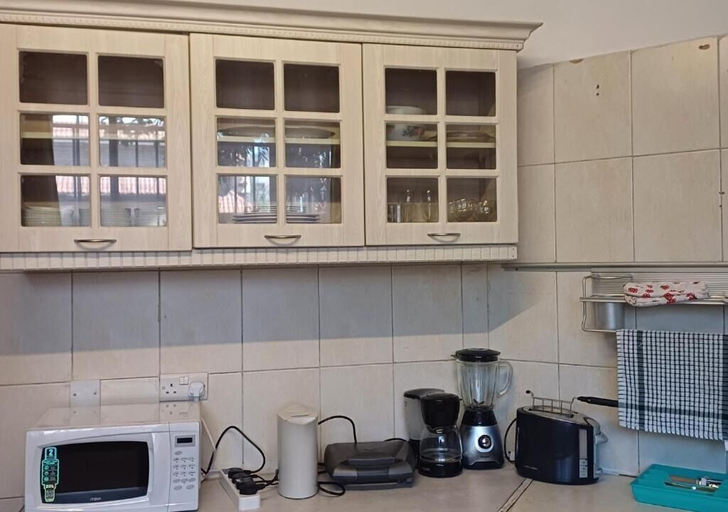 Others 4, Tik Homes, Kibra