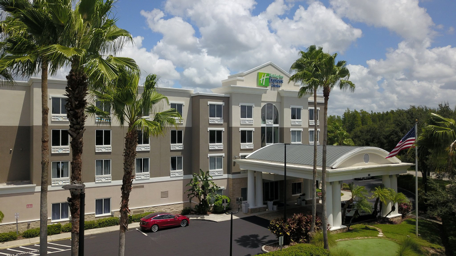 Holiday Inn Express & Suites TAMPA-I-75 @ BRUCE B. DOWNS, Hillsborough