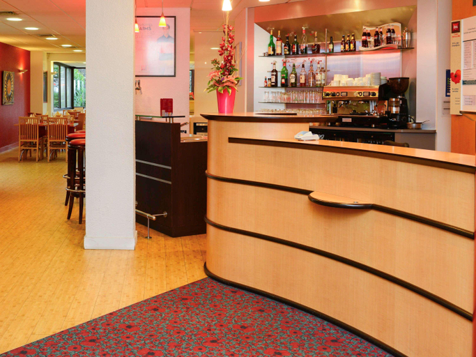 Public Area 3, ibis Caen Porte d'Angleterre, Calvados
