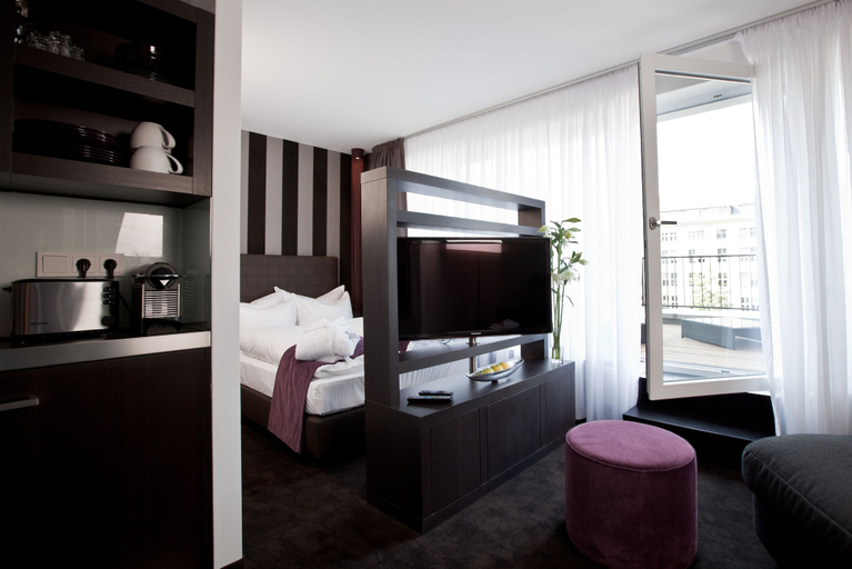 Bedroom 5, Goodman's Living, Berlin