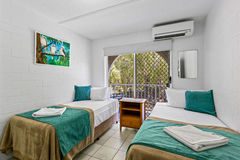 Bedroom 3, The Islander Holiday Resort, Redland Bal