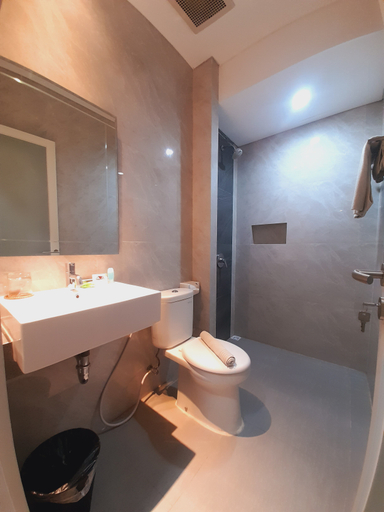 Bathroom 3, Rumah Kita Jember, Jember