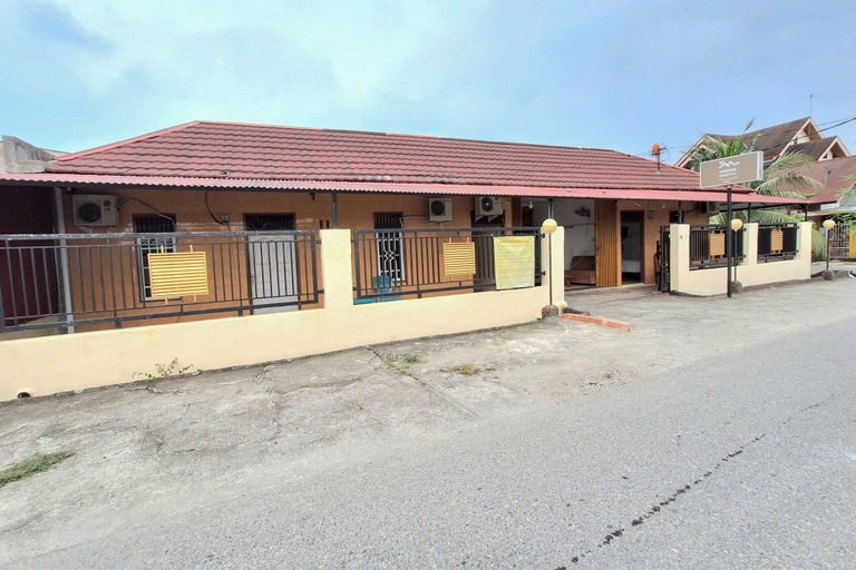 Exterior & Views 2, Handira Homestay Syariah Padang RedPartner, Padang Pariaman
