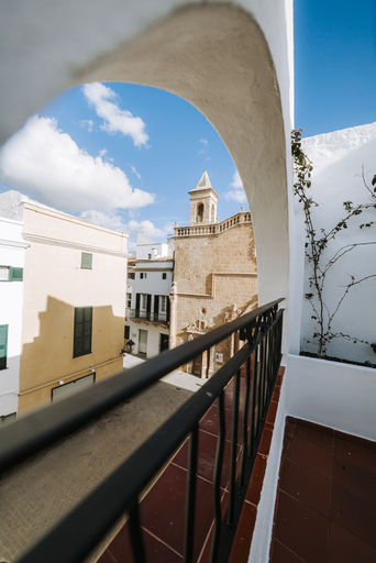 Others 5, Hotel Artemisia, Baleares