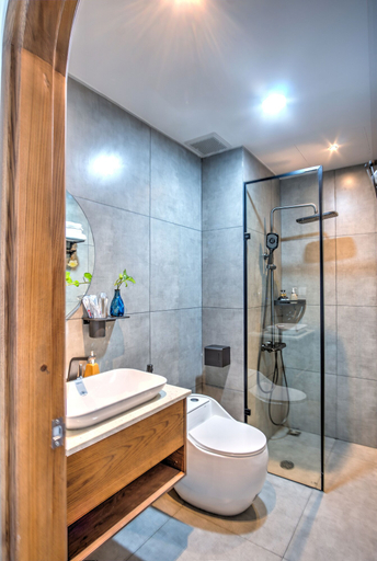 Bathroom 5, LAM Apartment & Hotel Danang, Da Nang