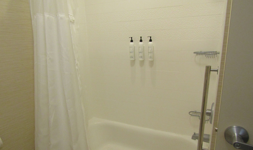 Bathroom 4, Fairfield Inn & Suites by Marriott Sidney, Cheyenne