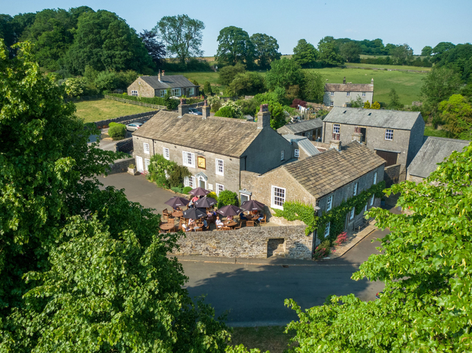 Exterior & Views 2, Assheton Arms, Lancashire