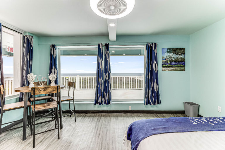 Bedroom 2, Seaside Boutique Hotel, Nueces