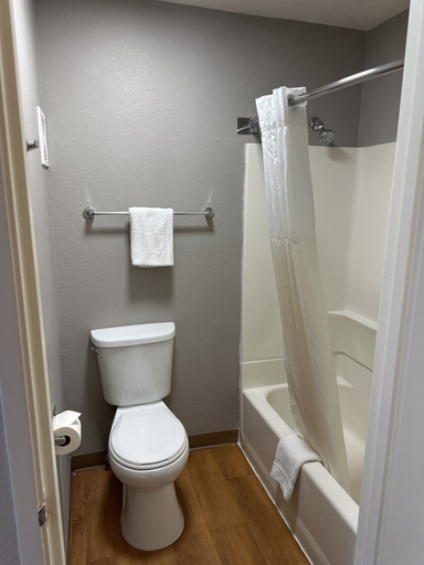 Bathroom 4, Motel 6 San Diego, CA - Hotel Circle - Mission Valley, San Diego