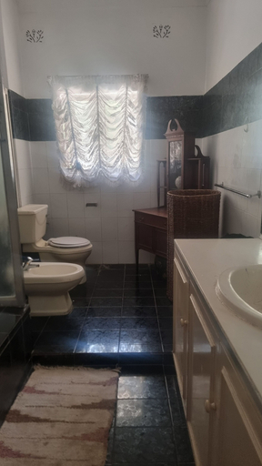 Bathroom 4, The Gallery Boutique Hotel, Harare