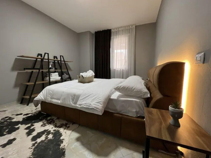 Bedroom 2, The Lift, Durrësit