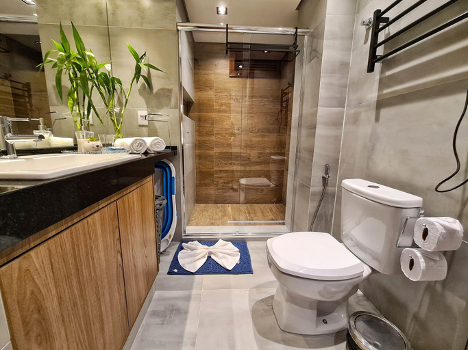Bathroom 3, Dúplex Luxo com Piscina Aquecida, Lareira e Wifi, Campo Limpo Paulista