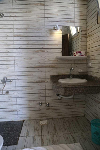 Bathroom 3, Dahab Bay Hotel, Dahab