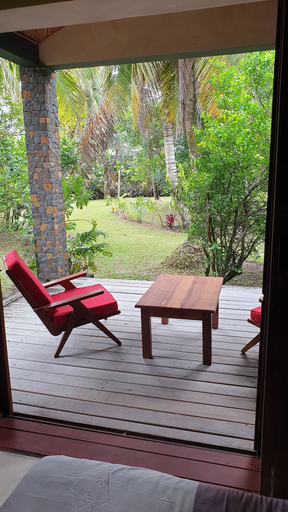 Others 4, Domaine des Citronniers, Analanjirofo