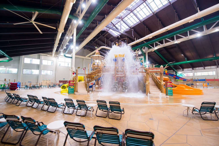 Food & Drinks 4, Great Wolf Lodge Anaheim, CA, Orange