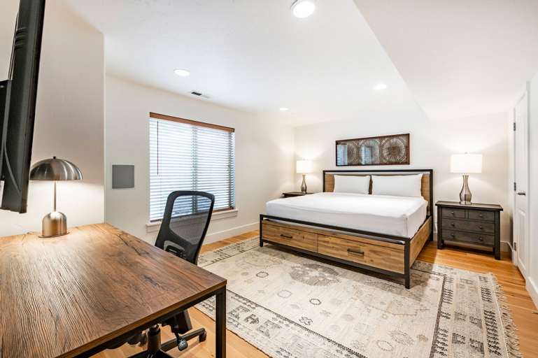 Bedroom 2, Bear Hollow Village by All Seasons Resort Lodging, Summit