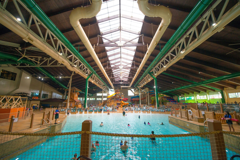 Sport & Beauty 5, Great Wolf Lodge Anaheim, CA, Orange