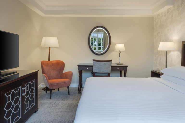 Bedroom 3, Delta Hotels by Marriott St. Pierre Country Club, Monmouthshire