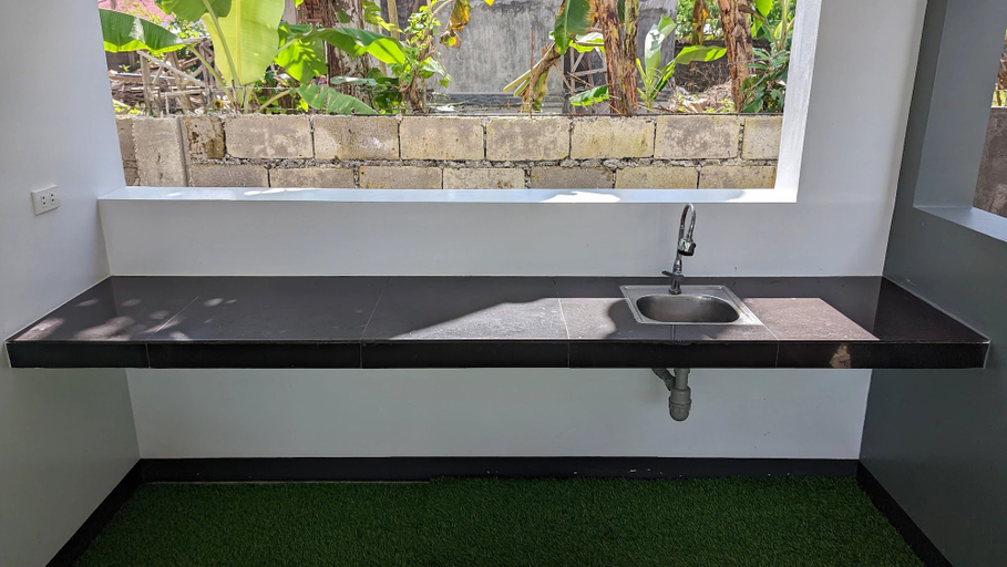 Bathroom 5, Bakawan Hideaway Resort and Restaurant, Tomas Oppus