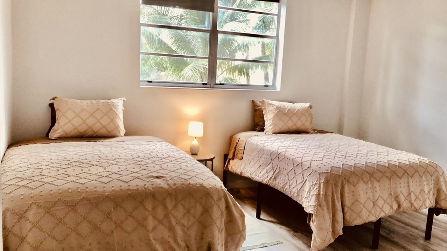 Bedroom, SIAN private apartment, Broward