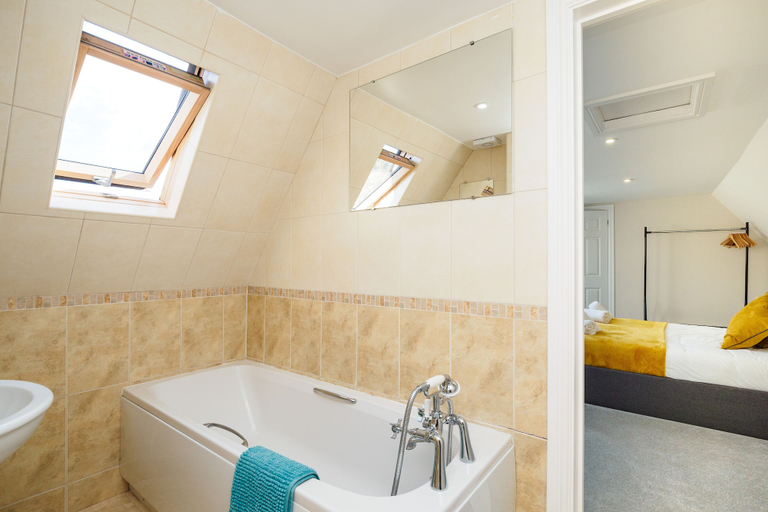Bathroom 3, The Cottage at Gildridge Private Hot tub, East Sussex