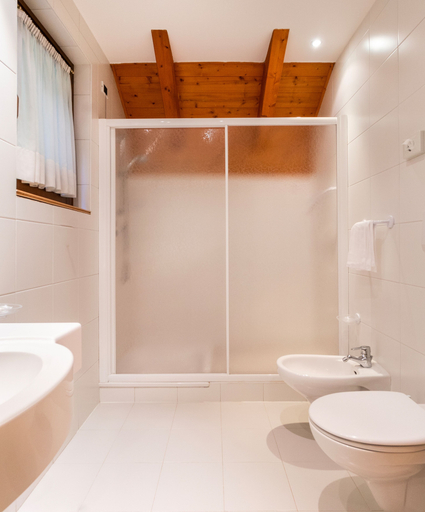 Bathroom, Apartments Boè, Bolzano
