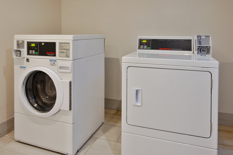 Bathroom 4, Holiday Inn Express & Suites WARRENTON by IHG, Fauquier