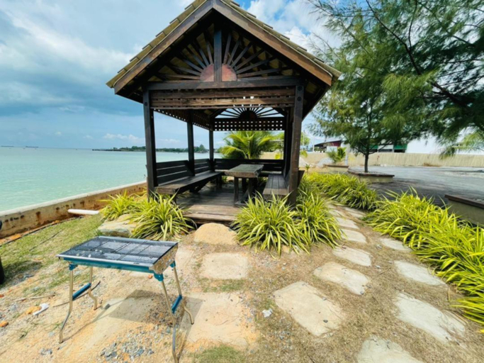 Exterior & Views 4, Sungai Rengit Chalet, Kota Tinggi