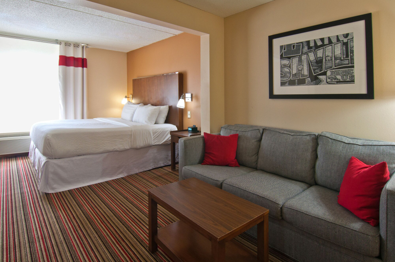 Bedroom 4, Four Points by Sheraton Nashville Airport, Davidson